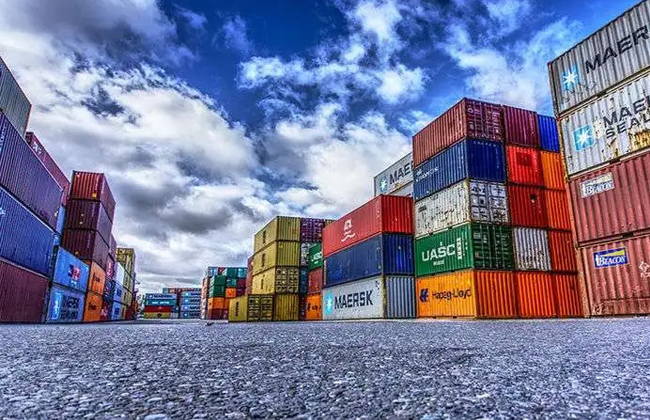 选诺驰，货飞驰。